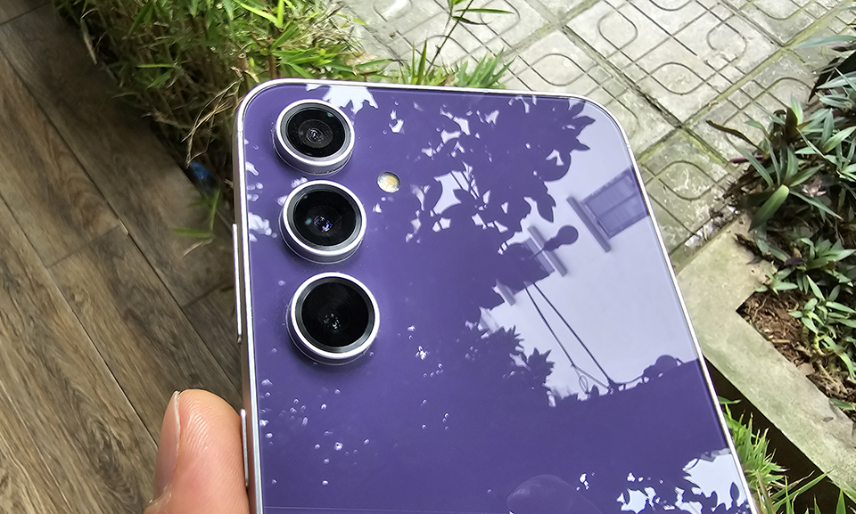 Chiếc điện thoại đáng giá nhất nhà Samsung vừa có thêm lý do để mua Chiếc điện thoại đáng giá nhất nhà Samsung vừa có thêm lý do để mua