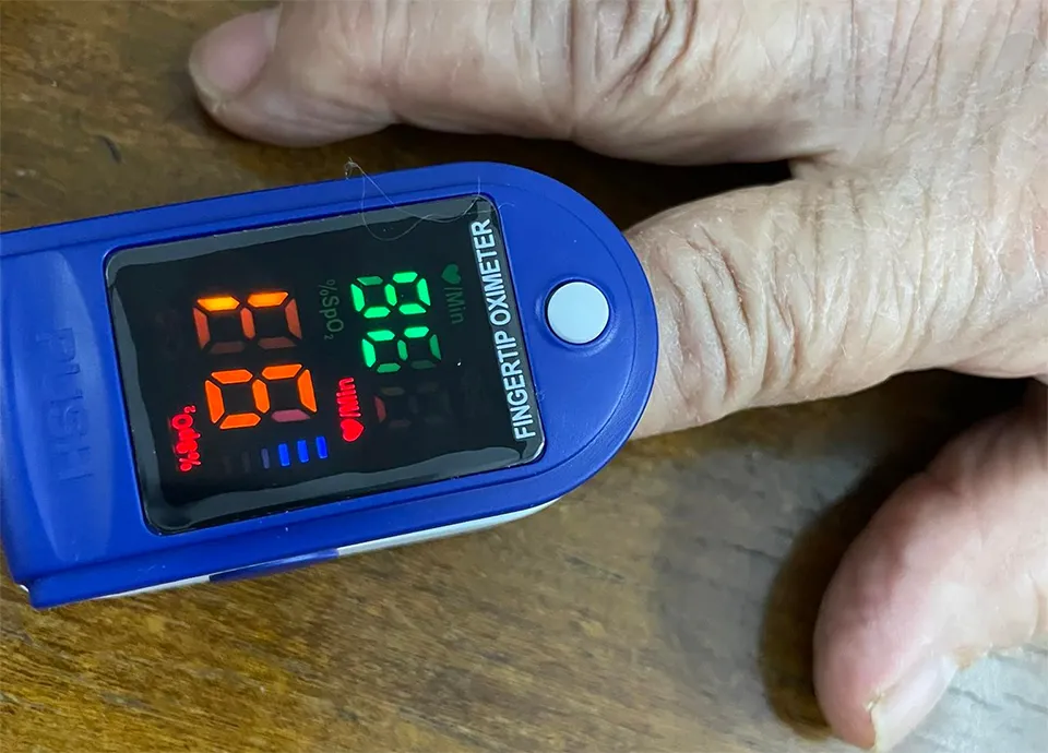 Tình trạng 'thiếu oxy thầm lặng': Nguy cơ khiến bệnh nhân COVID-19 trở nặng Tình trạng 'thiếu oxy thầm lặng': Nguy cơ khiến bệnh nhân COVID-19 trở nặng