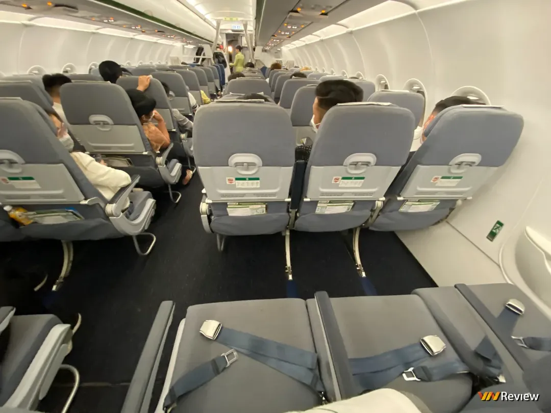 Trải nghiệm bay Bamboo Airways từ TP Hà Nội - TP Hồ Chí Minh trên Airbus A320 và A321 Trải nghiệm bay Bamboo Airways từ TP Hà Nội - TP Hồ Chí Minh trên Airbus A320 và A321