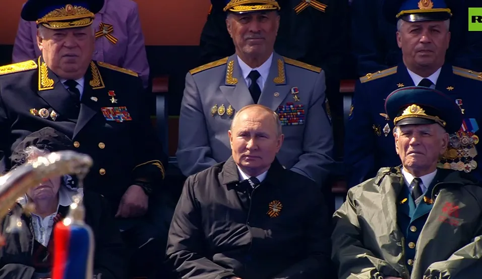 Ngày Chiến thắng phát xít 9/5 ở Moscow, Tổng thống Putin: Nga không được lặp lại sai lầm Liên Xô đã phải trả giá đắt Ngày Chiến thắng phát xít 9/5 ở Moscow, Tổng thống Putin: Nga không được lặp lại sai lầm Liên Xô đã phải trả giá đắt