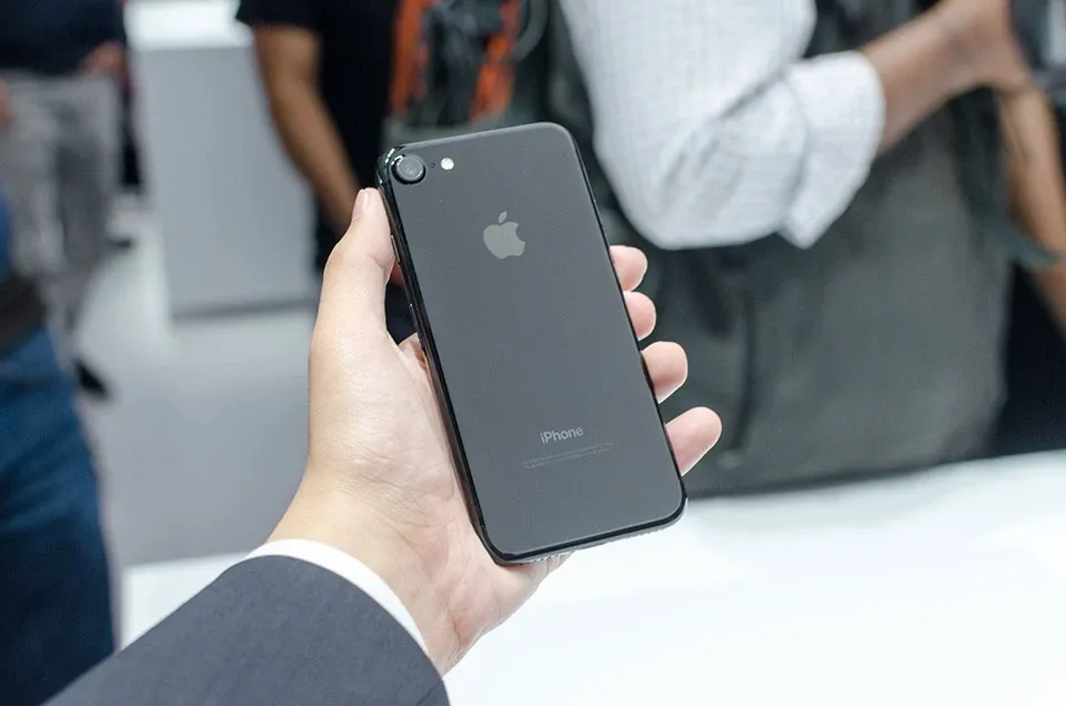 Loạt thiết bị lỗi thời sau sự kiện Apple Loạt thiết bị lỗi thời sau sự kiện Apple