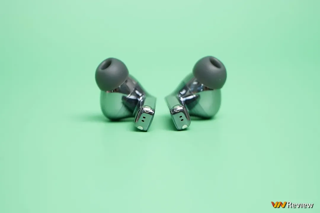 Đánh giá FreeBuds Pro 2: nỗ lực đáng ghi nhận của Huawei khi đối đầu các “ông lớn” TWS sừng sỏ Đánh giá FreeBuds Pro 2: nỗ lực đáng ghi nhận của Huawei khi đối đầu các “ông lớn” TWS sừng sỏ
