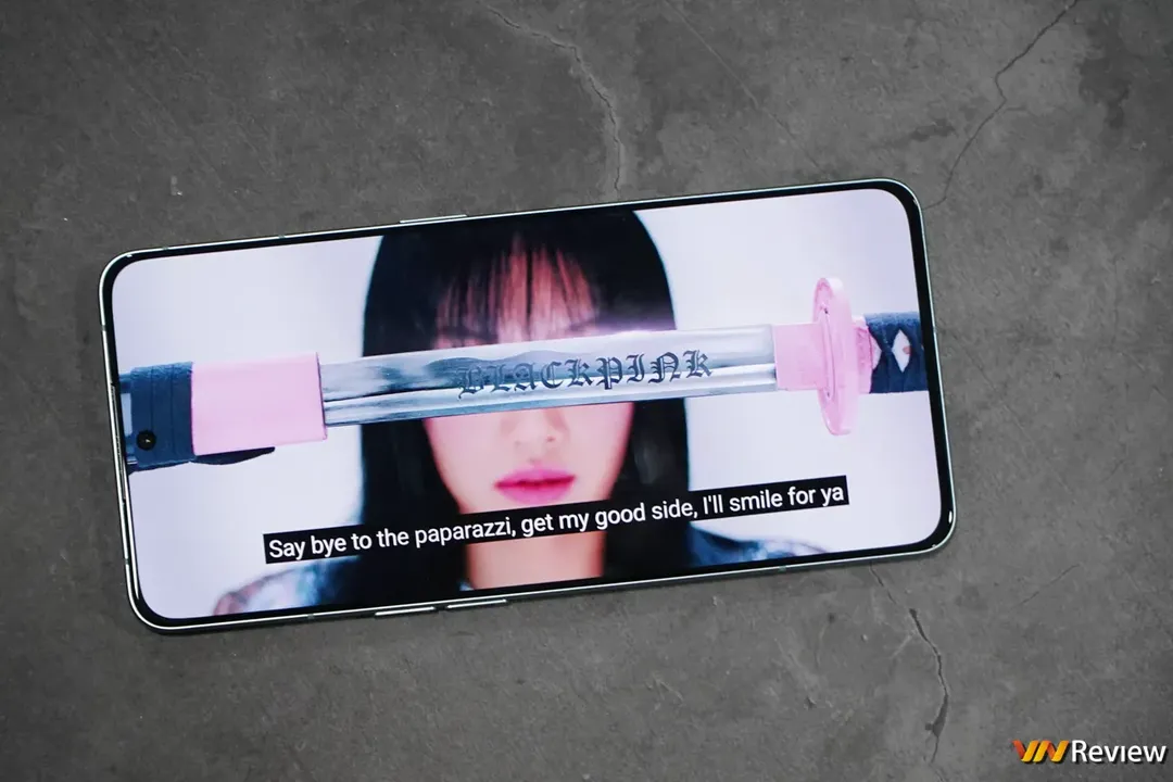 Đánh giá Oppo Reno8 Pro 5G: làm rất tốt bên ngoài nhưng vẫn còn thiếu một chút ở bên trong Đánh giá Oppo Reno8 Pro 5G: làm rất tốt bên ngoài nhưng vẫn còn thiếu một chút ở bên trong
