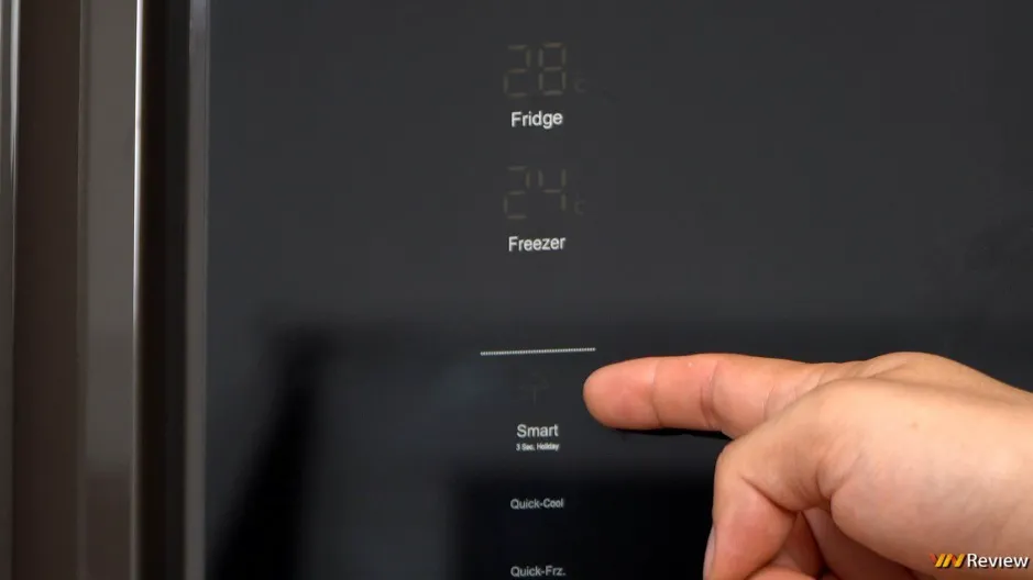 Trải nghiệm tủ lạnh 4 cửa Aqua IGW525: thiết kế hiện đại, nhiều tiện ích Trải nghiệm tủ lạnh 4 cửa Aqua IGW525: thiết kế hiện đại, nhiều tiện ích