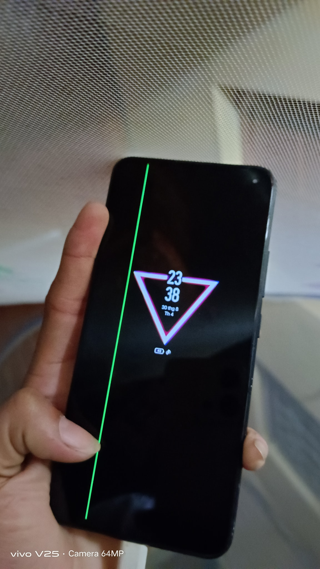 Theo bước Samsung, dạo này lại thấy nhiều máy vivo bị sọc màn hình quá anh em ạ! Theo bước Samsung, dạo này lại thấy nhiều máy vivo bị sọc màn hình quá anh em ạ!