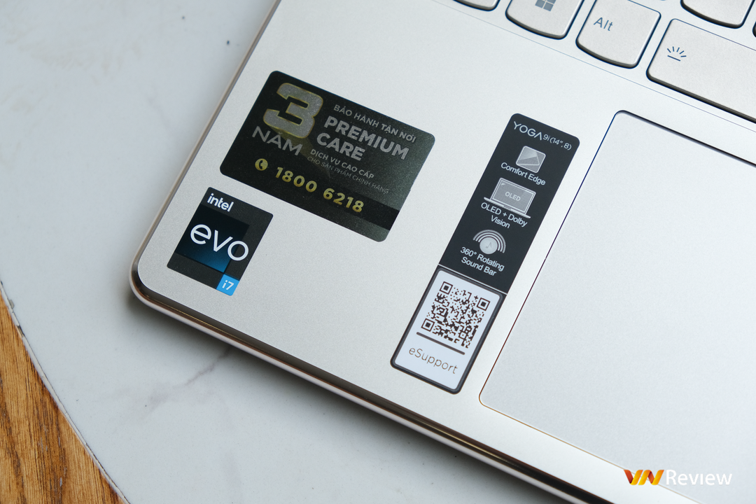 Đánh giá Lenovo Yoga 9i Gen 8 (2023): Laptop 2-trong-1 tiệm cận sự hoàn hảo Đánh giá Lenovo Yoga 9i Gen 8 (2023): Laptop 2-trong-1 tiệm cận sự hoàn hảo