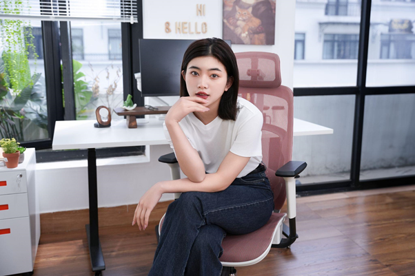 Tháng 3 ngọt ngào, đón chào phiên bản ghế công thái học Airy Hồng từ HyperWork  Tháng 3 ngọt ngào, đón chào phiên bản ghế công thái học Airy Hồng từ HyperWork