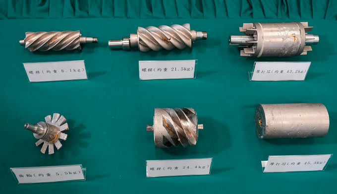 Thủ đoạn không thể tin nổi của những kẻ buôn lậu vàng vừa bị tóm ở Hong Kong Thủ đoạn không thể tin nổi của những kẻ buôn lậu vàng vừa bị tóm ở Hong Kong