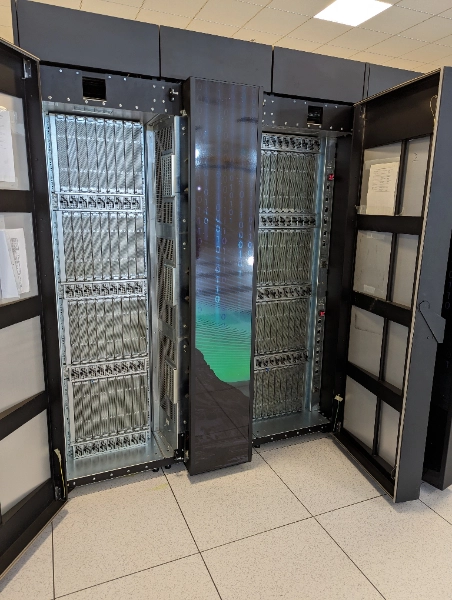 Mỹ thanh lý siêu máy tính khủng long: Hơn 8.000 CPU, 313 TB RAM, mỗi tội phí ship khá căng Mỹ thanh lý siêu máy tính khủng long: Hơn 8.000 CPU, 313 TB RAM, mỗi tội phí ship khá căng