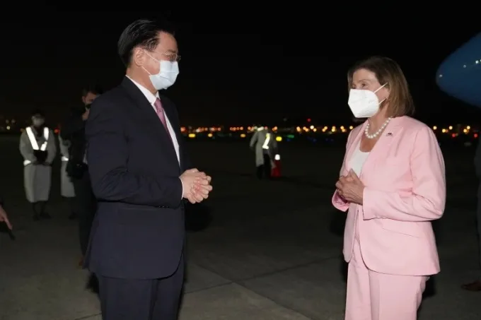 Chủ tịch Hạ viện Mỹ Pelosi đến Đài Loan, Trung Quốc có thể làm được gì? Chủ tịch Hạ viện Mỹ Pelosi đến Đài Loan, Trung Quốc có thể làm được gì?