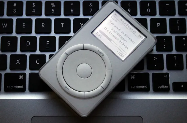 Mỹ: Ăn cắp 3.000 iPod dành cho sinh viên, 3 người ngồi tù Mỹ: Ăn cắp 3.000 iPod dành cho sinh viên, 3 người ngồi tù