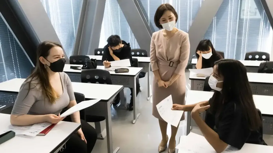 Nhiều sinh viên nước ngoài khó xin việc ở Nhật Nhiều sinh viên nước ngoài khó xin việc ở Nhật