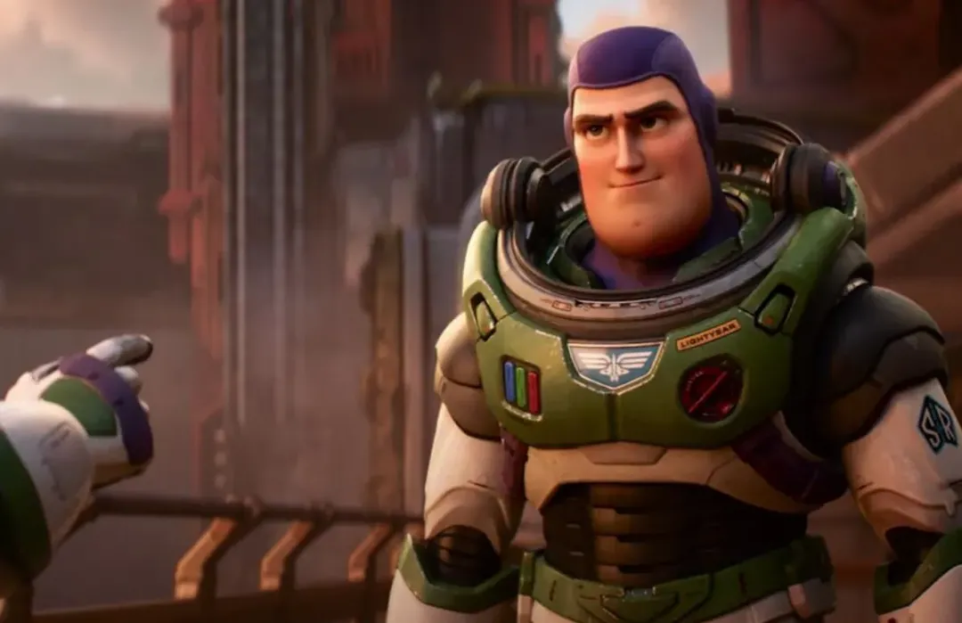 Nụ hôn đồng giới được phục hồi trong phim Pixar Nụ hôn đồng giới được phục hồi trong phim Pixar