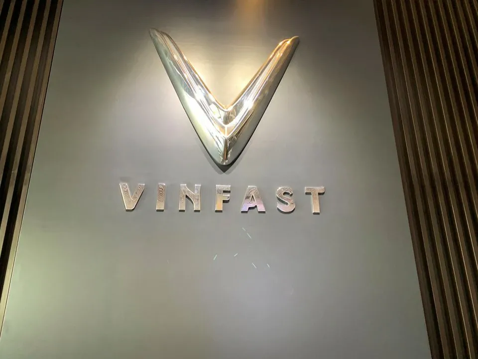 VinFast chuyển trụ sở pháp lý của mình sang Singapore VinFast chuyển trụ sở pháp lý của mình sang Singapore