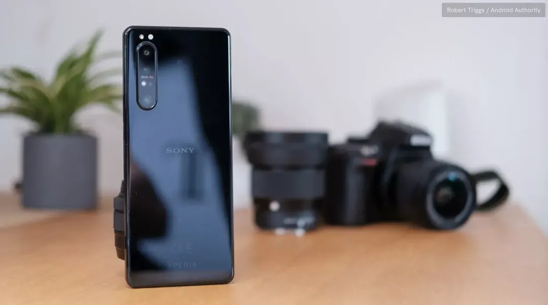 Sony dự đoán điện thoại sẽ vượt mặt DSLR vào 2024: máy ảnh DSLR sắp hết thời rồi sao? Sony dự đoán điện thoại sẽ vượt mặt DSLR vào 2024: máy ảnh DSLR sắp hết thời rồi sao?