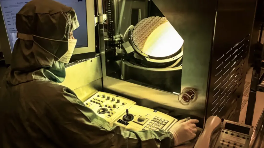 Ngành chip quay cuồng trong bão giá: từ hóa chất đến khí gas, cái gì cũng đắt đỏ hơn Ngành chip quay cuồng trong bão giá: từ hóa chất đến khí gas, cái gì cũng đắt đỏ hơn