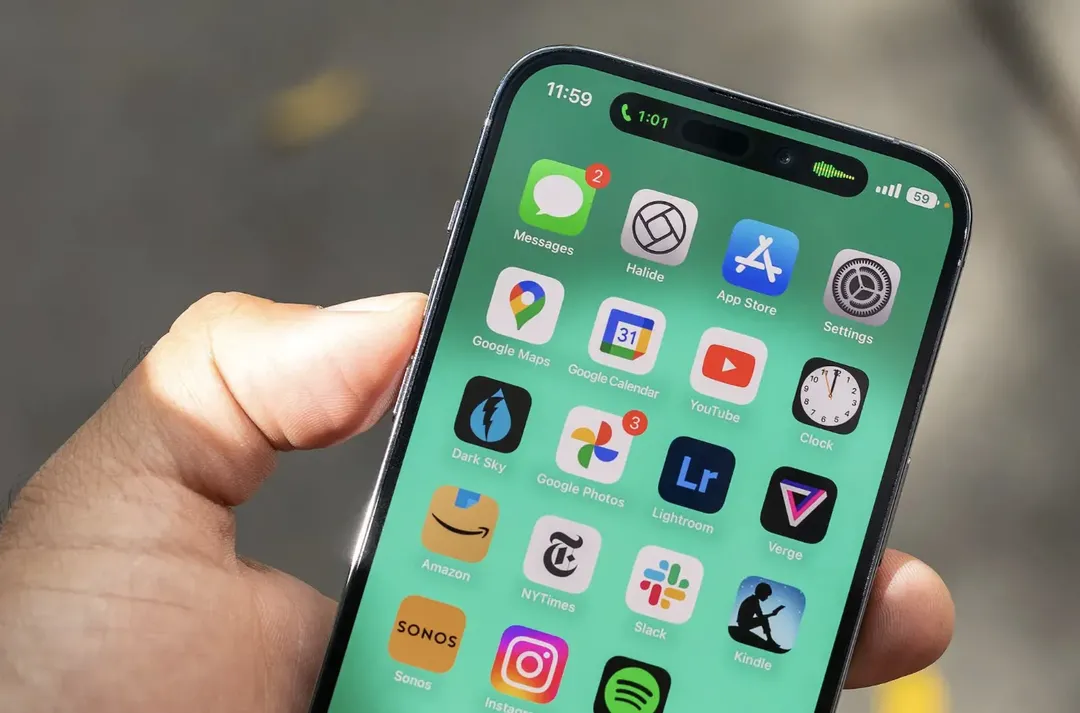 TheVerge đánh giá iPhone 14 Pro: màn hình vẫn đẹp, camera không nhiều cải tiến, Dynamic Island hay nhưng cần thêm thời gian cải thiện TheVerge đánh giá iPhone 14 Pro: màn hình vẫn đẹp, camera không nhiều cải tiến, Dynamic Island hay nhưng cần thêm thời gian cải thiện