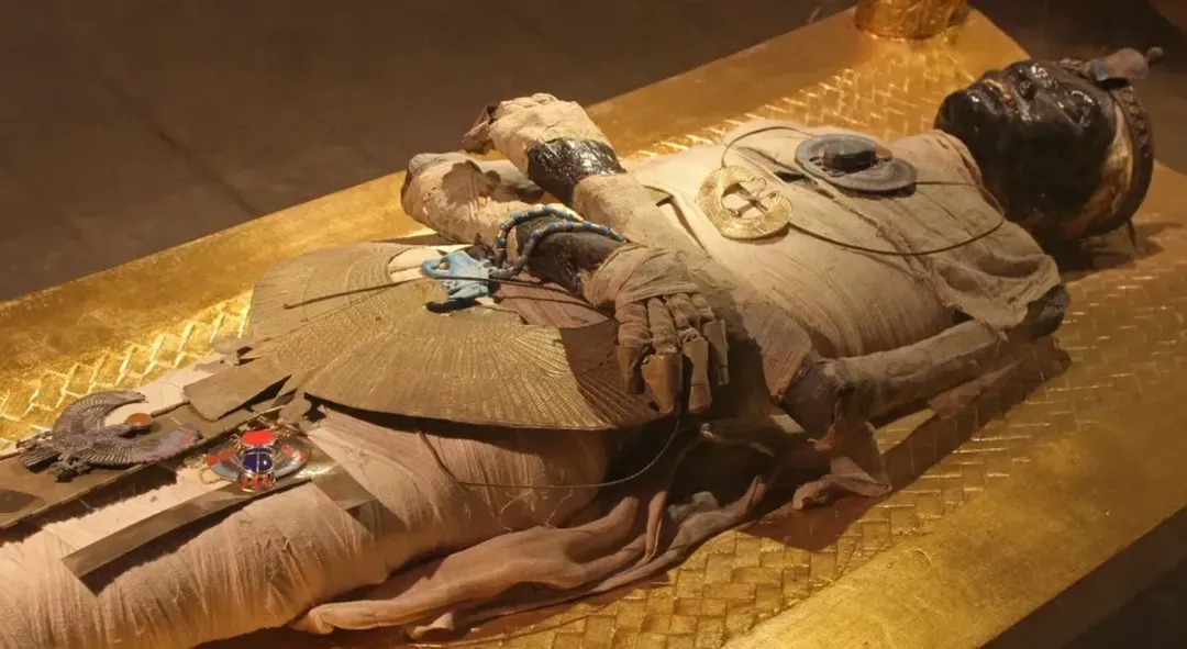 Phát hiện thêm hơn 100 xác ướp gần lăng mộ của vua Tutankhamun Phát hiện thêm hơn 100 xác ướp gần lăng mộ của vua Tutankhamun