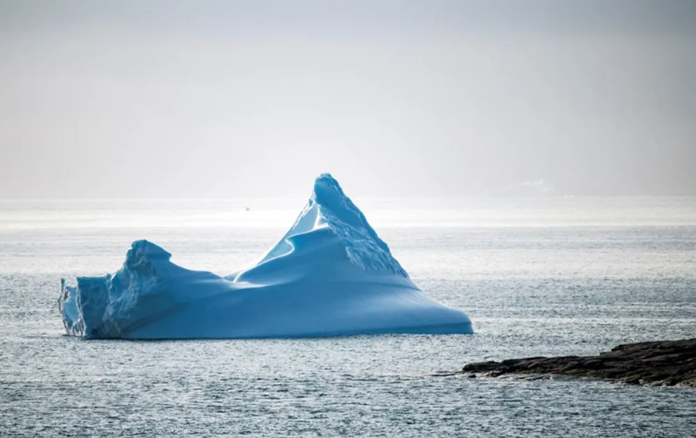 Giới khoa học toát mồ hôi vì sông băng Greenland tan chảy quá nhanh, vượt xa dự báo ban đầu Giới khoa học toát mồ hôi vì sông băng Greenland tan chảy quá nhanh, vượt xa dự báo ban đầu