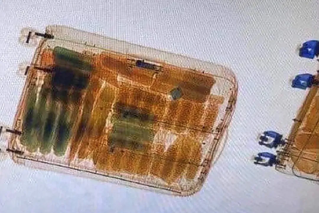 Ma tuý được 4 tiếp viên hàng không giấu như nào khi mang về Việt Nam? Ma tuý được 4 tiếp viên hàng không giấu như nào khi mang về Việt Nam?