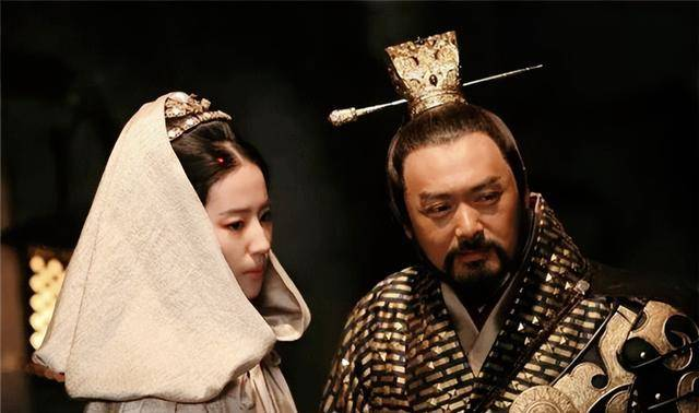 Tại sao Tào Tháo thích góa phụ? Nhiều người không hiểu, khi biết lý do chỉ có thể than thở sự khôn ngoan của Tào Tháo Tại sao Tào Tháo thích góa phụ? Nhiều người không hiểu, khi biết lý do chỉ có thể than thở sự khôn ngoan của Tào Tháo