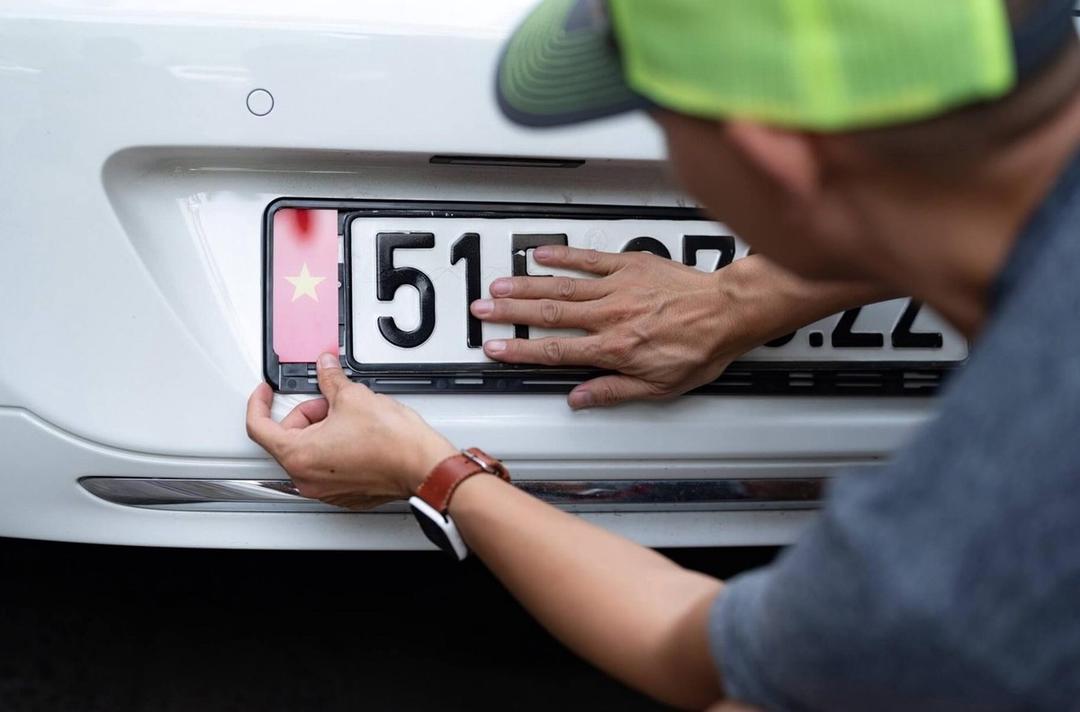 Số tiền thu được từ đấu giá biển số ô tô khiến ai cũng bất ngờ Số tiền thu được từ đấu giá biển số ô tô khiến ai cũng bất ngờ