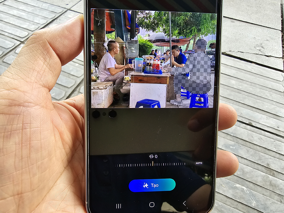 Chiếc điện thoại đáng giá nhất nhà Samsung vừa có thêm lý do để mua Chiếc điện thoại đáng giá nhất nhà Samsung vừa có thêm lý do để mua