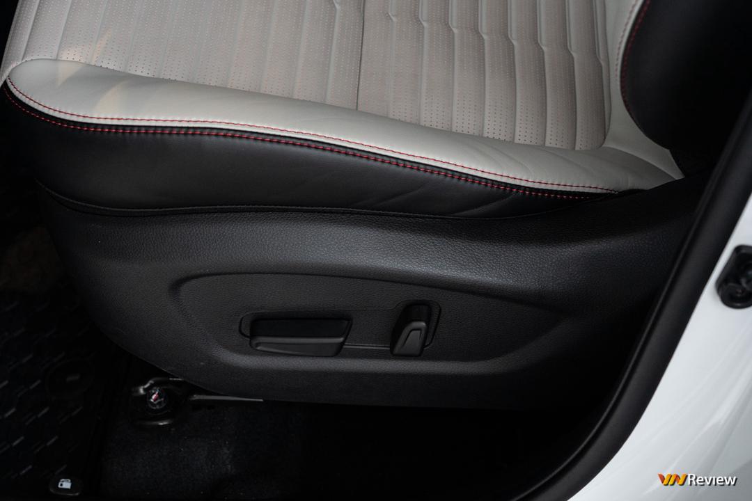 Chi tiết Kia Sonet bản cao cấp nhất: Giá 609 triệu đồng, nhiều trang bị theo xe Chi tiết Kia Sonet bản cao cấp nhất: Giá 609 triệu đồng, nhiều trang bị theo xe