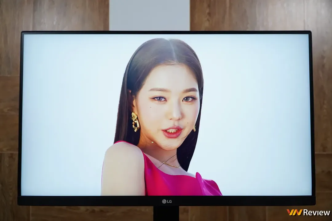 Đánh giá màn hình LG 24QP750: tưởng chuyên công việc nhưng lại “cân” tốt cả giải trí Đánh giá màn hình LG 24QP750: tưởng chuyên công việc nhưng lại “cân” tốt cả giải trí