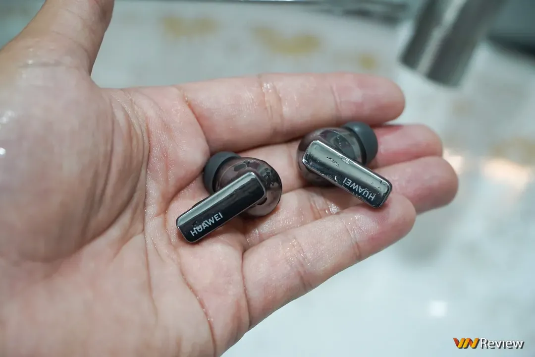 Đánh giá FreeBuds Pro 2: nỗ lực đáng ghi nhận của Huawei khi đối đầu các “ông lớn” TWS sừng sỏ Đánh giá FreeBuds Pro 2: nỗ lực đáng ghi nhận của Huawei khi đối đầu các “ông lớn” TWS sừng sỏ