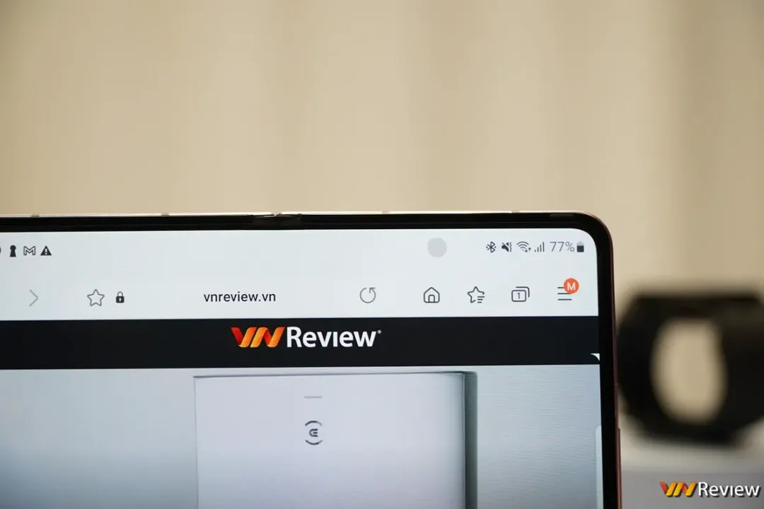 Trên tay Galaxy Z Fold 4: Bình không đổi nhiều nhưng rượu đã thơm hơn Trên tay Galaxy Z Fold 4: Bình không đổi nhiều nhưng rượu đã thơm hơn