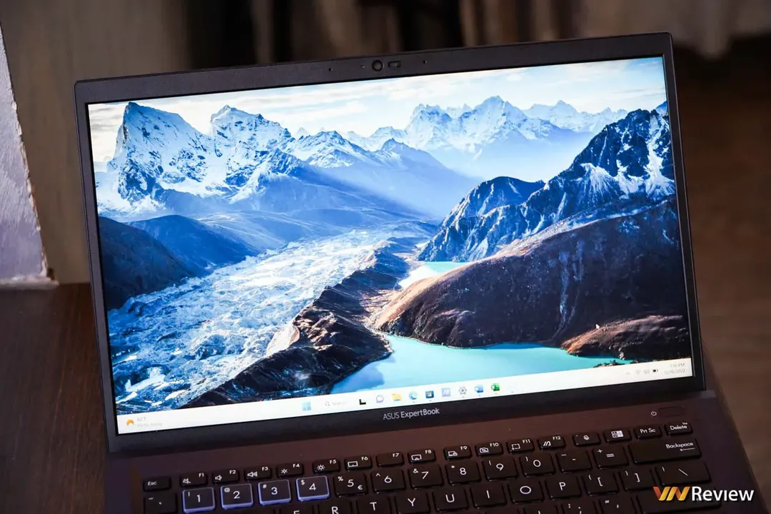 Đánh giá Asus ExpertBook B1 2022: laptop “chuẩn bài” cho doanh nghiệp vừa và nhỏ Đánh giá Asus ExpertBook B1 2022: laptop “chuẩn bài” cho doanh nghiệp vừa và nhỏ