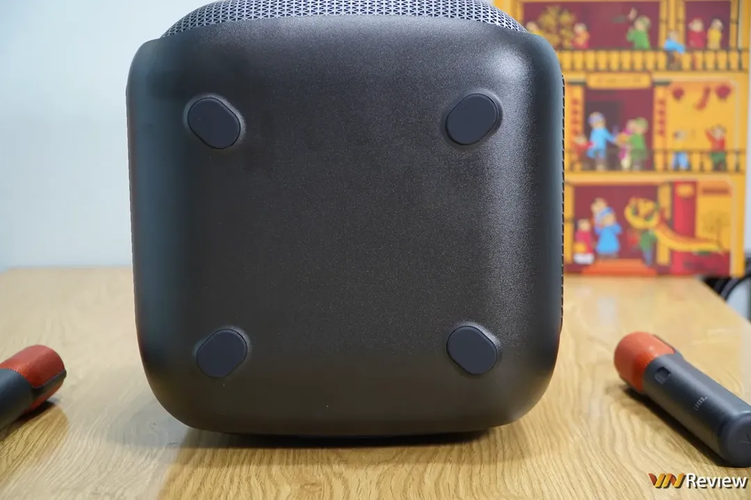 Đánh giá JBL PartyBox Encore: loa karaoke di động nhỏ gọn đủ món ăn chơi   Đánh giá JBL PartyBox Encore: loa karaoke di động nhỏ gọn đủ món ăn chơi