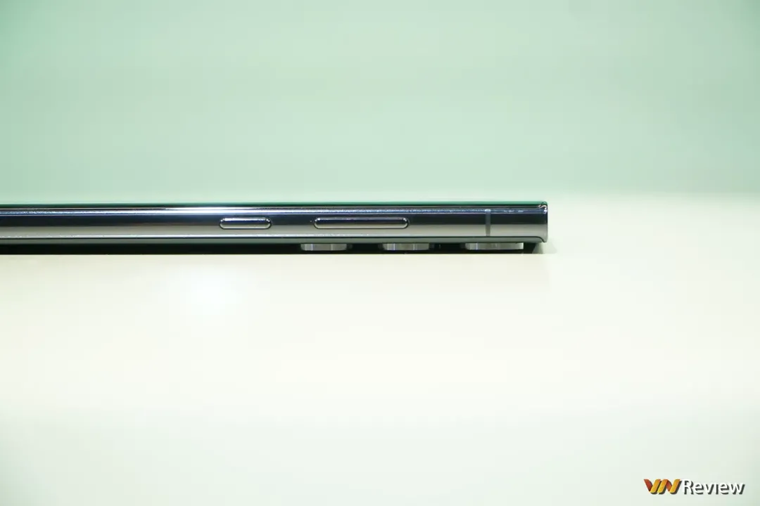 Trải nghiệm Galaxy S23 Ultra: tiếp tục chiến lược hợp nhất Note và S, camera 200MP hứa hẹn tạo cuộc đua mới trong giới smartphone   Trải nghiệm Galaxy S23 Ultra: tiếp tục chiến lược hợp nhất Note và S, camera 200MP hứa hẹn tạo cuộc đua mới trong giới smartphone