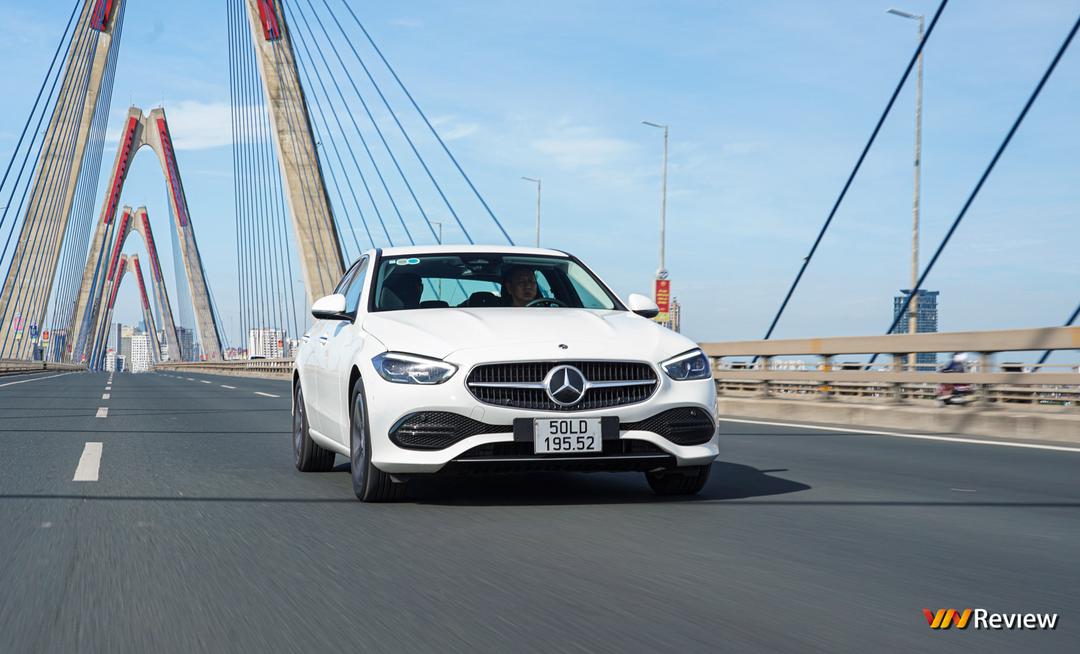 Trải nghiệm Mercedes-Benz C 200 Avantgarde Plus: Cánh cửa bước vào thế giới Mercedes-Benz Trải nghiệm Mercedes-Benz C 200 Avantgarde Plus: Cánh cửa bước vào thế giới Mercedes-Benz