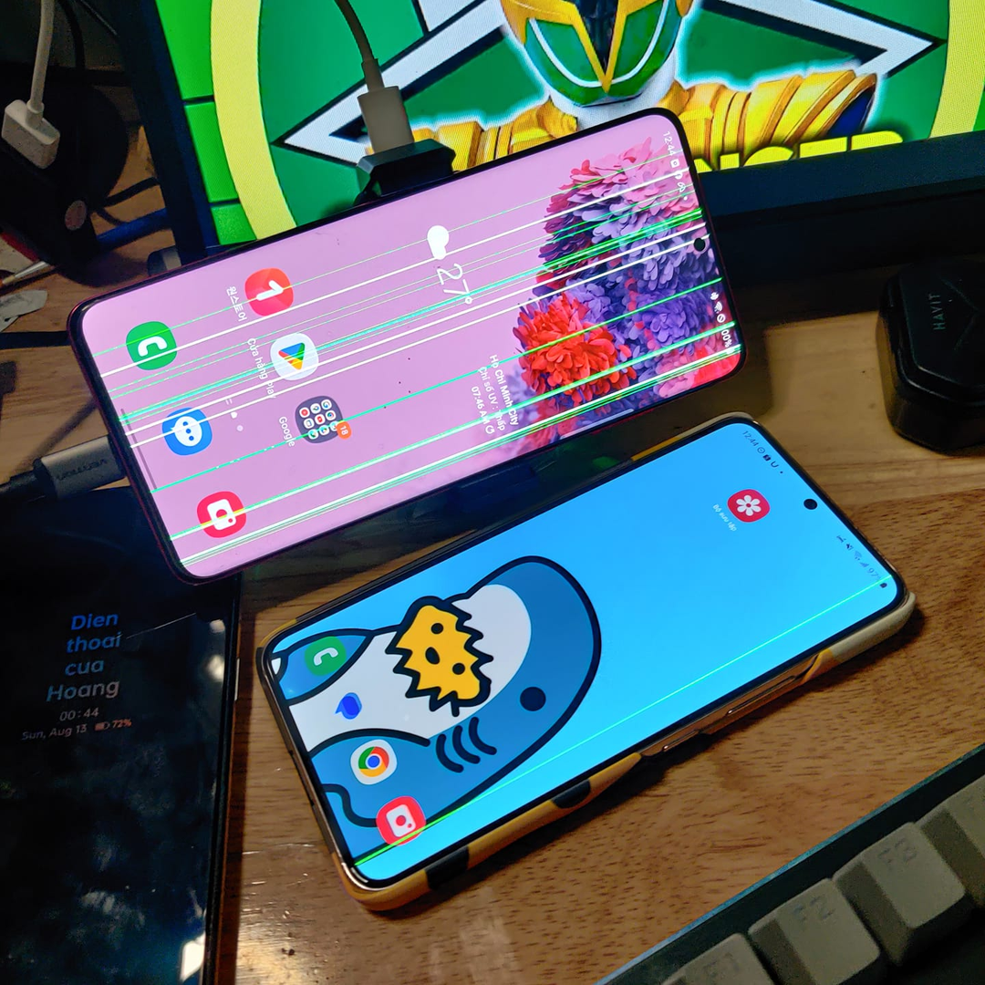 Theo bước Samsung, dạo này lại thấy nhiều máy vivo bị sọc màn hình quá anh em ạ! Theo bước Samsung, dạo này lại thấy nhiều máy vivo bị sọc màn hình quá anh em ạ!