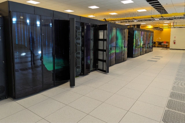 Mỹ thanh lý siêu máy tính khủng long: Hơn 8.000 CPU, 313 TB RAM, mỗi tội phí ship khá căng Mỹ thanh lý siêu máy tính khủng long: Hơn 8.000 CPU, 313 TB RAM, mỗi tội phí ship khá căng
