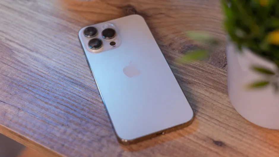 Cả châu Âu ghét cay ghét đắng cổng Lightning Cả châu Âu ghét cay ghét đắng cổng Lightning