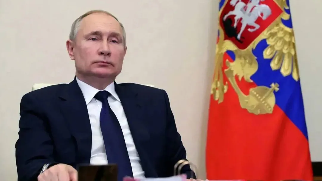 Sự trả đũa ban đầu của Putin là đủ bạo lực, tên lửa Nga ném cạnh văn phòng Zelensky, và Trung Quốc nhắc lại lập trường  Sự trả đũa ban đầu của Putin là đủ bạo lực, tên lửa Nga ném cạnh văn phòng Zelensky, và Trung Quốc nhắc lại lập trường