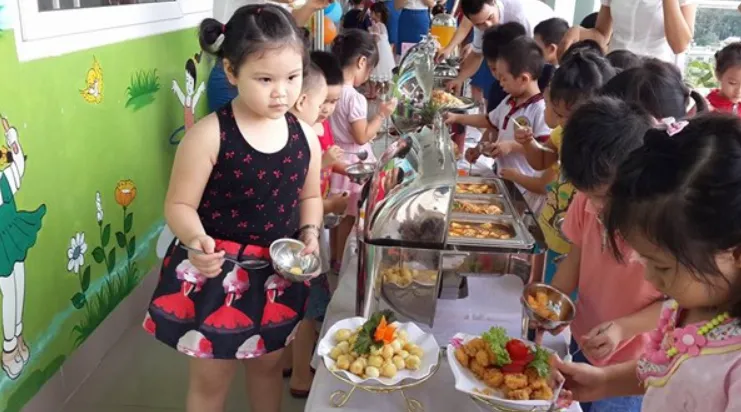 Những quy tắc bất thành văn khi ăn buffet nhiều người không biết, để lại hình ảnh xấu cho người khác! Những quy tắc bất thành văn khi ăn buffet nhiều người không biết, để lại hình ảnh xấu cho người khác!