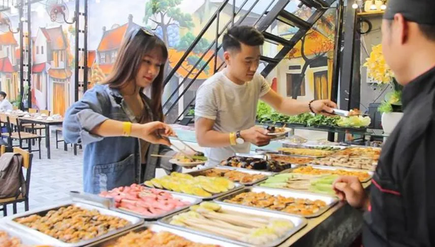 Những quy tắc bất thành văn khi ăn buffet nhiều người không biết, để lại hình ảnh xấu cho người khác! Những quy tắc bất thành văn khi ăn buffet nhiều người không biết, để lại hình ảnh xấu cho người khác!