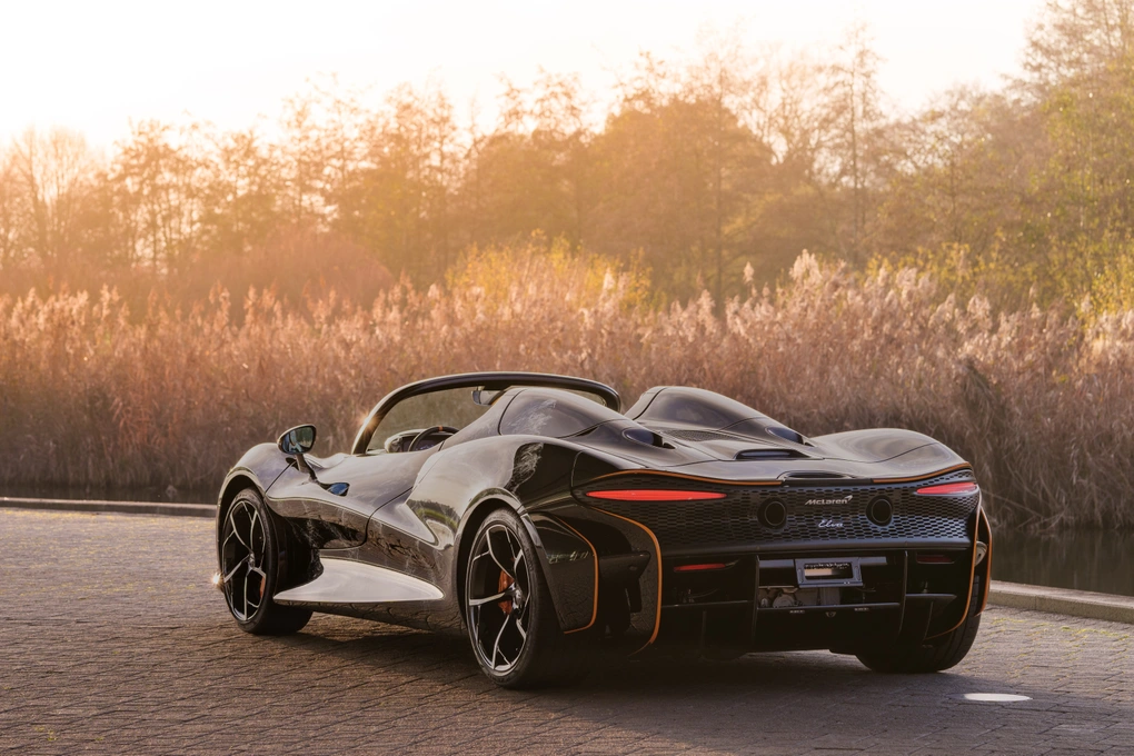 Đây là chiếc siêu xe đắt nhất Việt Nam, đại gia sở hữu là gương mặt cực kỳ quen thuộc Đây là chiếc siêu xe đắt nhất Việt Nam, đại gia sở hữu là gương mặt cực kỳ quen thuộc