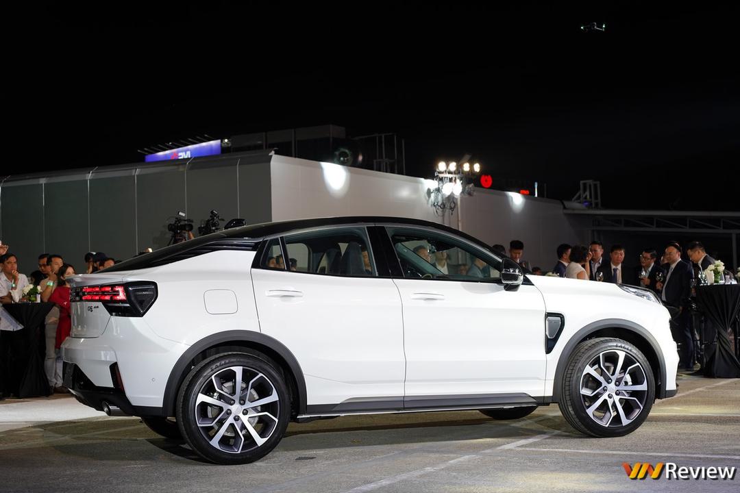 Hãng xe Lynk & Co chính thức ra mắt tại Thành phố Hồ Chí Minh, trình làng 2 mẫu xe SUV cá tính Hãng xe Lynk & Co chính thức ra mắt tại Thành phố Hồ Chí Minh, trình làng 2 mẫu xe SUV cá tính