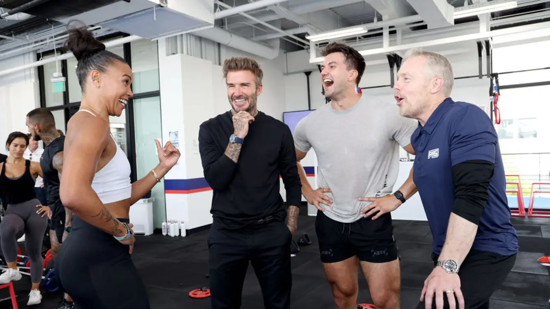 David Beckham kiện Mark Wahlberg, đòi 10 triệu USD David Beckham kiện Mark Wahlberg, đòi 10 triệu USD